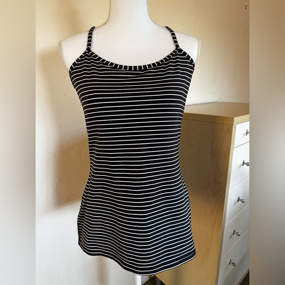 Lululemon Power Y tank